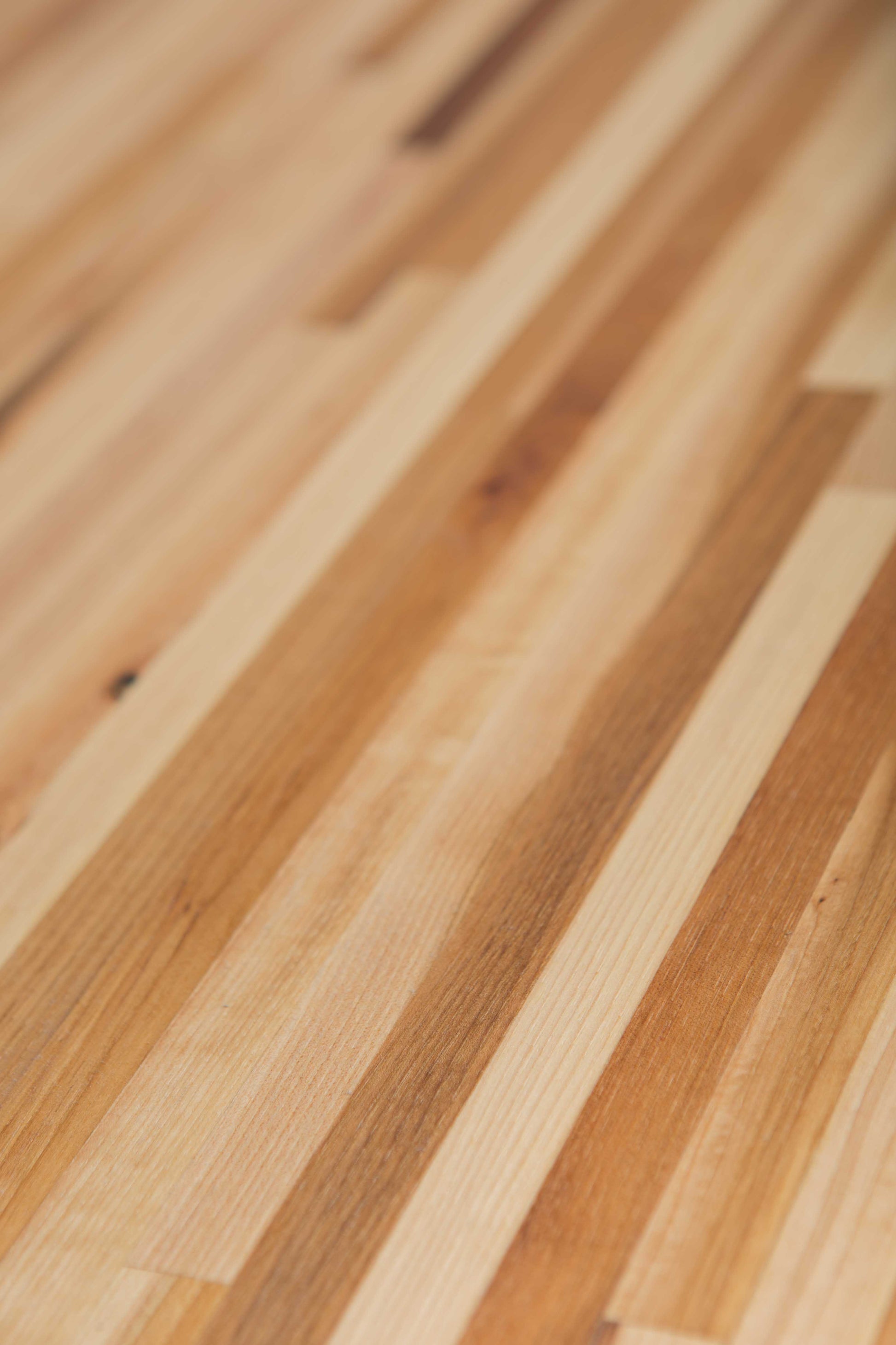 Close up of Hickory counter top grain detail